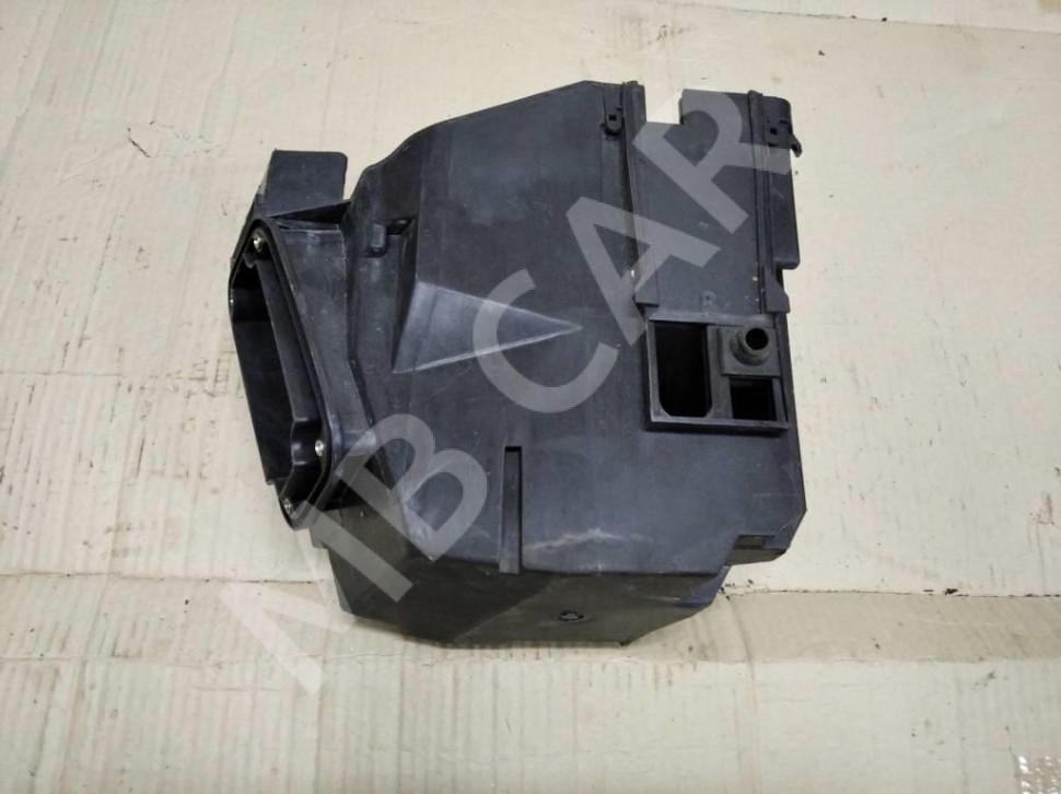 Корпус блока предохранителей MERCEDES-BENZ C-класс W203/S203/CL203 рестайлинг (2004 - 2008) фото 1 — Разборка Мерседес