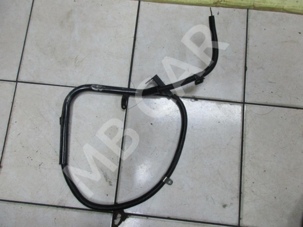 Провод стартера MERCEDES-BENZ C-класс W203/S203/CL203 (2000 - 2004) фото 1 — Разборка Мерседес