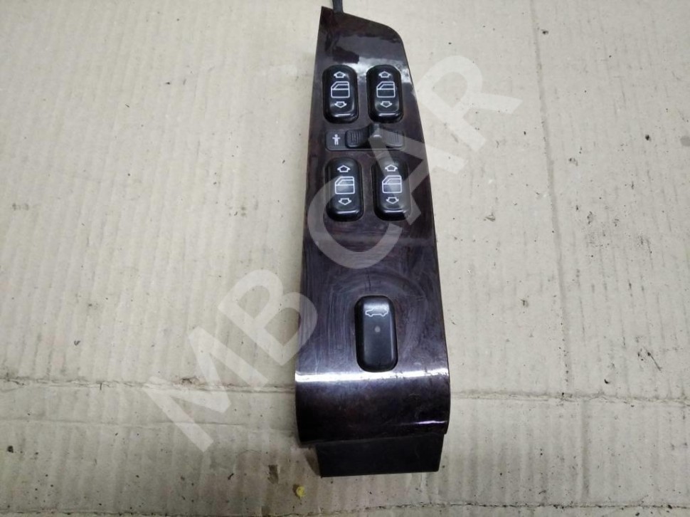 Блок кнопок стеклоподъемников MERCEDES-BENZ S-класс W220 (1998 - 2005) фото 1 — Разборка Мерседес