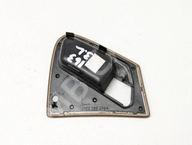 Накладка ручки двери MERCEDES-BENZ M-класс W163 (1997 - 2001) — Разборка Мерседес