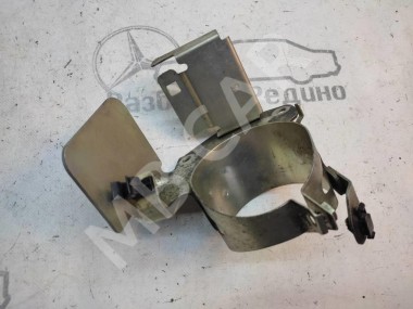 Кронштейн топливного фильтра MERCEDES-BENZ X-класс I (2017 - 2020) — Разборка Мерседес