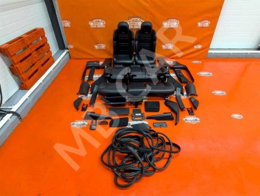 Салон MERCEDES-BENZ GLE-класс AMG W166 (2015 - 2019) — Разборка Мерседес