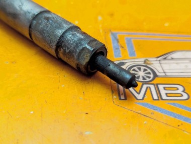 Форсунка ДИЗЕЛЬ MERCEDES-BENZ V-класс W638/W639 (1996 - 2003) V 220 2.1 D AT (122 л.с.) &mdash; Разборка Мерседес