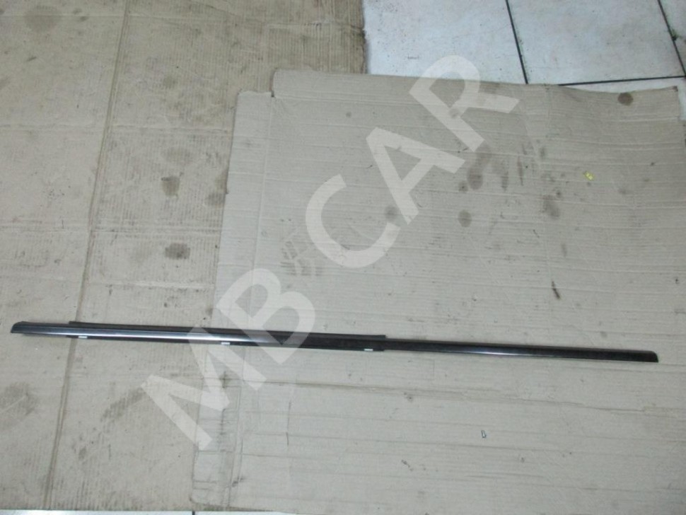 Молдинг стекла двери MERCEDES-BENZ E-класс W210/S210 рестайлинг (1999 - 2003) фото 1 &mdash; Разборка Мерседес