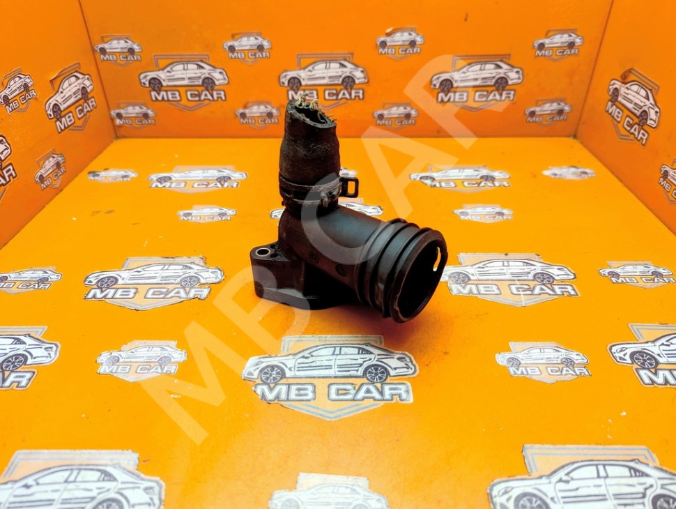 Фланец системы охлаждения MERCEDES-BENZ GL-класс X166 (2012 - 2016) фото 1 &mdash; Разборка Мерседес