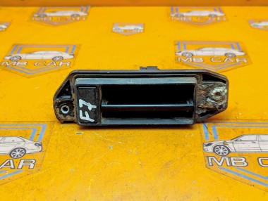 Ручка открытия багажника MERCEDES-BENZ C-класс W203/S203/CL203 рестайлинг (2004 - 2008) C 220 CDI 2.2 AT (150 л.с.) &mdash; Разборка Мерседес