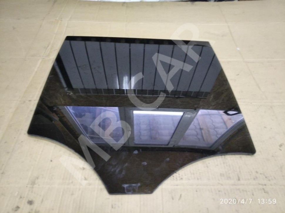 Стекло заднее правое MERCEDES-BENZ GLE-класс W166 (2015 - 2018) фото 1 — Разборка Мерседес