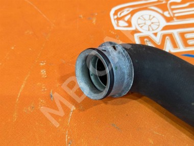 Патрубок радиатора MERCEDES-BENZ GLE-класс Coupe C292 (2015 - 2019) — Разборка Мерседес