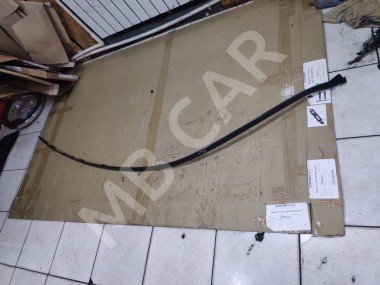 Молдинг крыши MERCEDES-BENZ E-класс W212/S212/C207/A207 (2009 - 2013) — Разборка Мерседес