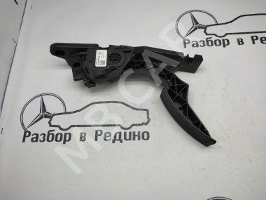 Педаль газа электронная MERCEDES-BENZ GLE-класс W166 (2015 - 2018) — Разборка Мерседес
