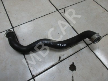 Патрубок радиатора MERCEDES-BENZ CLS-класс C218/X218 (2010 - 2014) — Разборка Мерседес