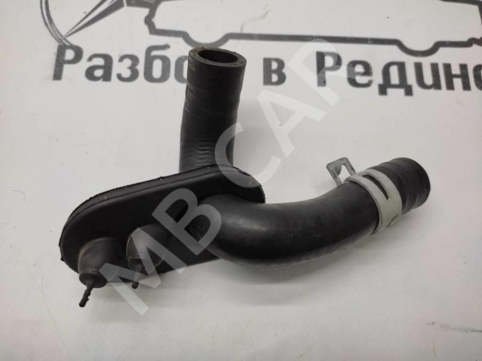 Патрубок ОЖ MERCEDES-BENZ E-класс W210/S210 (1995 - 1999) фото 1 — Разборка Мерседес