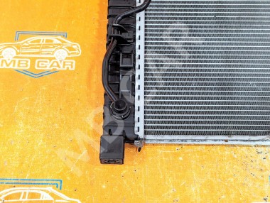 Радиатор MERCEDES-BENZ C-класс W203/S203/CL203 (2000 - 2004) — Разборка Мерседес