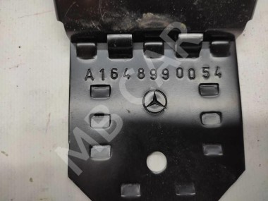 Противооткатный упор MERCEDES-BENZ M-класс W164 (2005 - 2008) — Разборка Мерседес