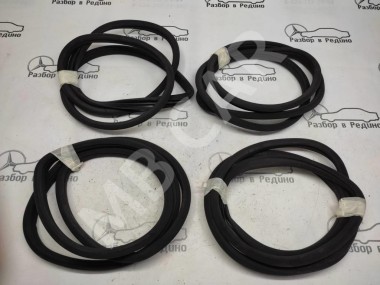 Уплотнитель дверного проема ( на кузове ) MERCEDES-BENZ E-класс W211/S211 (2002 - 2006) — Разборка Мерседес