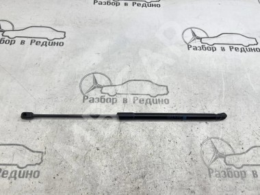 Амортизатор крышки багажника MERCEDES-BENZ A-класс W176 (2012 - 2015) — Разборка Мерседес