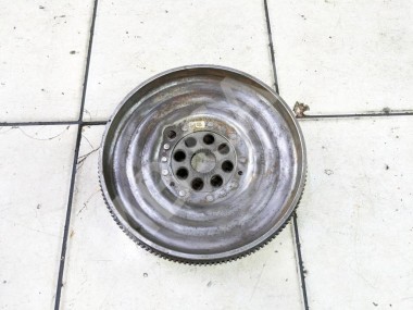 Маховик РКПП (Робот) MERCEDES-BENZ CLA-класс C117/X117 рестайлинг (2016 - 2019) — Разборка Мерседес