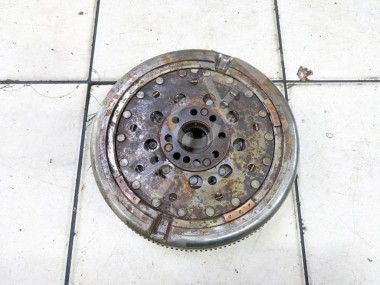 Маховик РКПП (Робот) MERCEDES-BENZ CLA-класс C117/X117 рестайлинг (2016 - 2019) — Разборка Мерседес