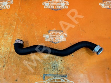Патрубок радиатора MERCEDES-BENZ E-класс W212/S212/C207/A207 (2009 - 2013) — Разборка Мерседес