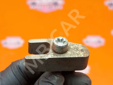 Кронштейн крепления форсунок MERCEDES-BENZ E-класс W211/S211 (2002 - 2006) &mdash; Разборка Мерседес