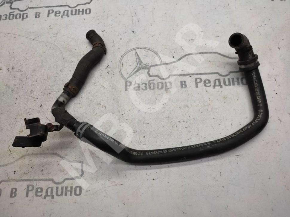 Патрубок ОЖ MERCEDES-BENZ E-класс W211/S211 (2002 - 2006) фото 1 — Разборка Мерседес