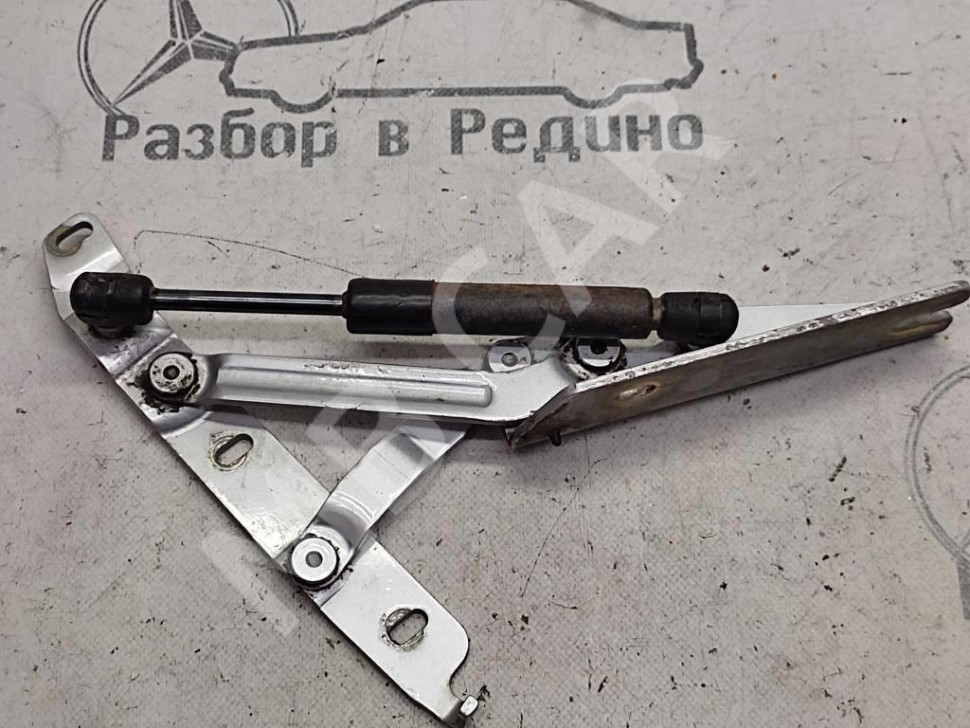 Петля крышки багажника MERCEDES-BENZ CLK-класс C208/A208 рестайлинг (1999 - 2003) фото 1 — Разборка Мерседес