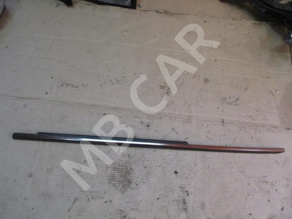 Молдинг стекла двери MERCEDES-BENZ E-класс W211/S211 (2002 - 2006) фото 1 — Разборка Мерседес