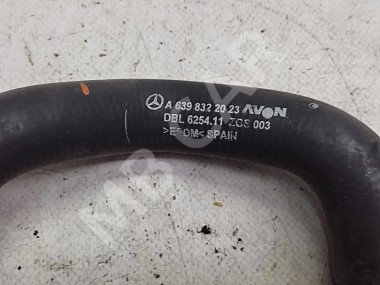 Патрубок ОЖ MERCEDES-BENZ V-класс W639 (2003 - 2014) — Разборка Мерседес