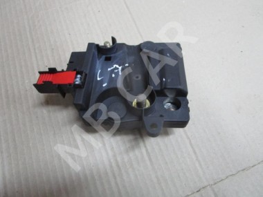 Блок предохранителей MERCEDES-BENZ S-класс W220 рестайлинг (2002 - 2005) — Разборка Мерседес