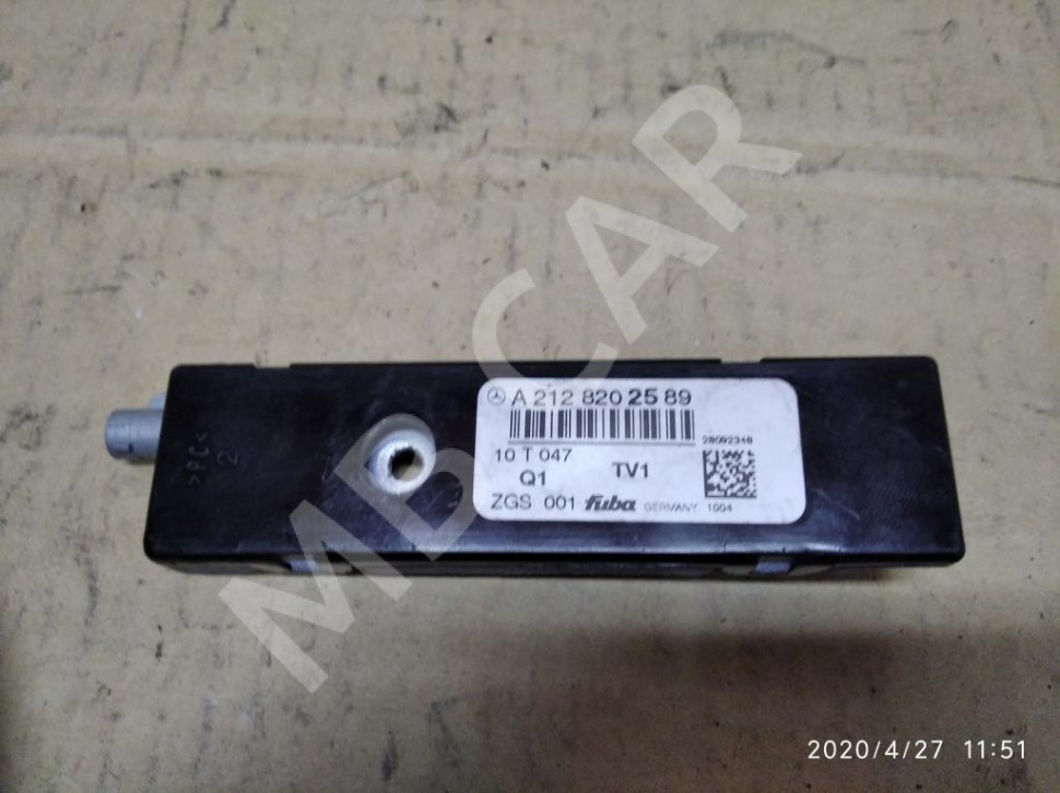 Усилитель антенны MERCEDES-BENZ E-класс W212/S212/C207/A207 (2009 - 2013) фото 1 — Разборка Мерседес
