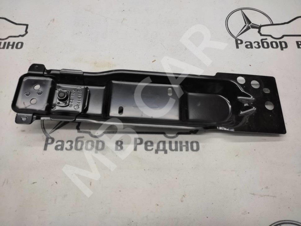 Кронштейн MERCEDES-BENZ M-класс W164 (2005 - 2008) фото 1 — Разборка Мерседес