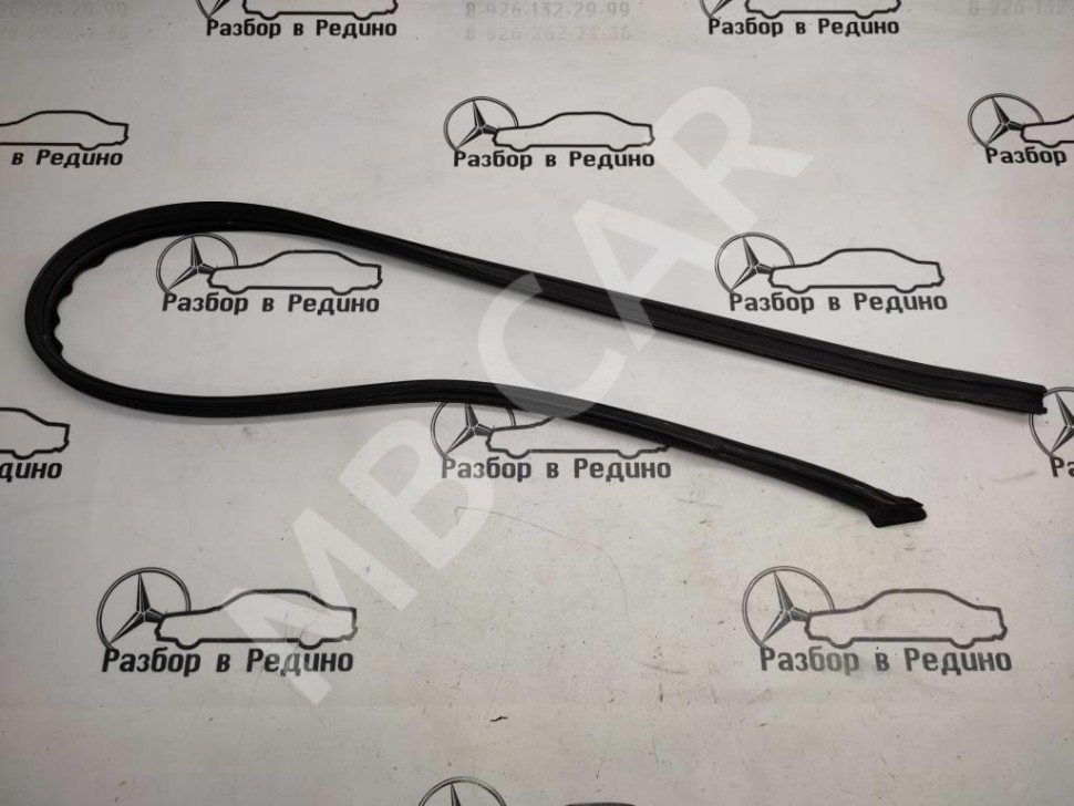 Уплотнитель стекла двери MERCEDES-BENZ CLK-класс C209/W209 рестайлинг (2005 - 2010) фото 1 &mdash; Разборка Мерседес