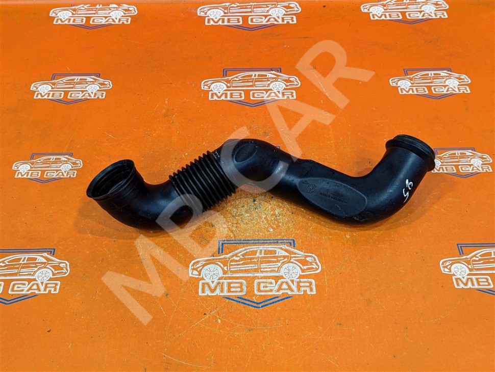 Патрубок воздушный MERCEDES-BENZ Sprinter W901-905 (1995 - 2006) фото 1 — Разборка Мерседес