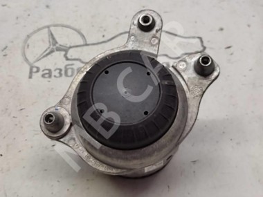 Опора двигателя MERCEDES-BENZ C-класс W205/S205/C205/A205 рестайлинг (2018 - 2023) — Разборка Мерседес