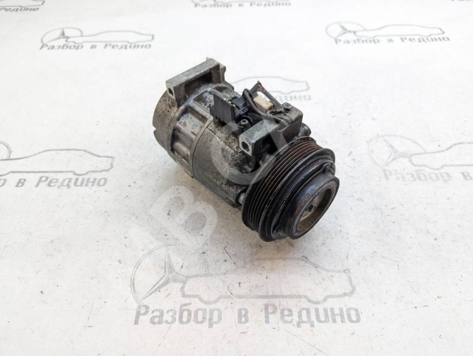 Компрессор кондиционера MERCEDES-BENZ C-класс W202/S202 (1993 - 1997) фото 1 — Разборка Мерседес