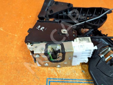 Замок двери задней правой MERCEDES-BENZ M-класс W164 рестайлинг (2008 - 2011) — Разборка Мерседес