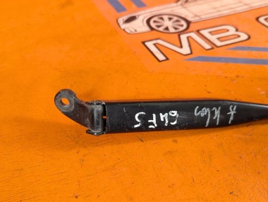 Поводок дворников MERCEDES-BENZ A-класс W168 рестайлинг (2001 - 2004) &mdash; Разборка Мерседес