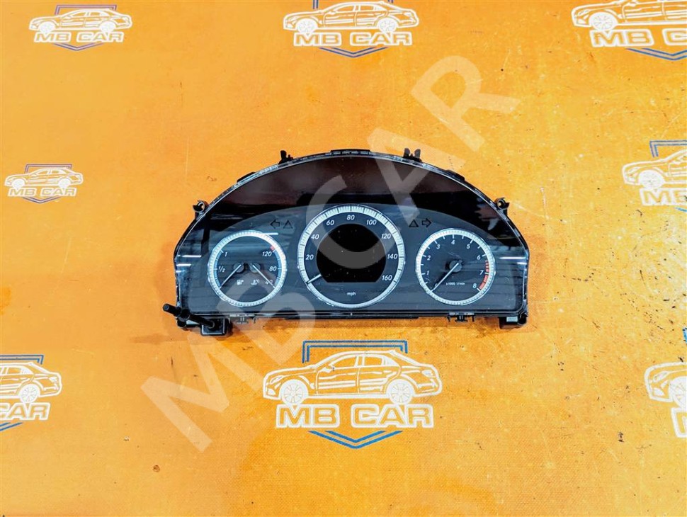Щиток приборов MERCEDES-BENZ C-класс W204/S204 (2006 - 2011) фото 1 &mdash; Разборка Мерседес