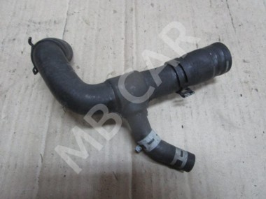 Патрубок ОЖ MERCEDES-BENZ C-класс W204/S204 (2006 - 2011) — Разборка Мерседес