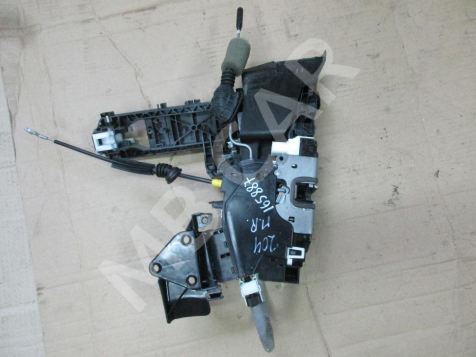 Замок двери передней правой MERCEDES-BENZ C-класс AMG W204/S204/С204 рестайлинг (2011 - 2015) фото 1 — Разборка Мерседес