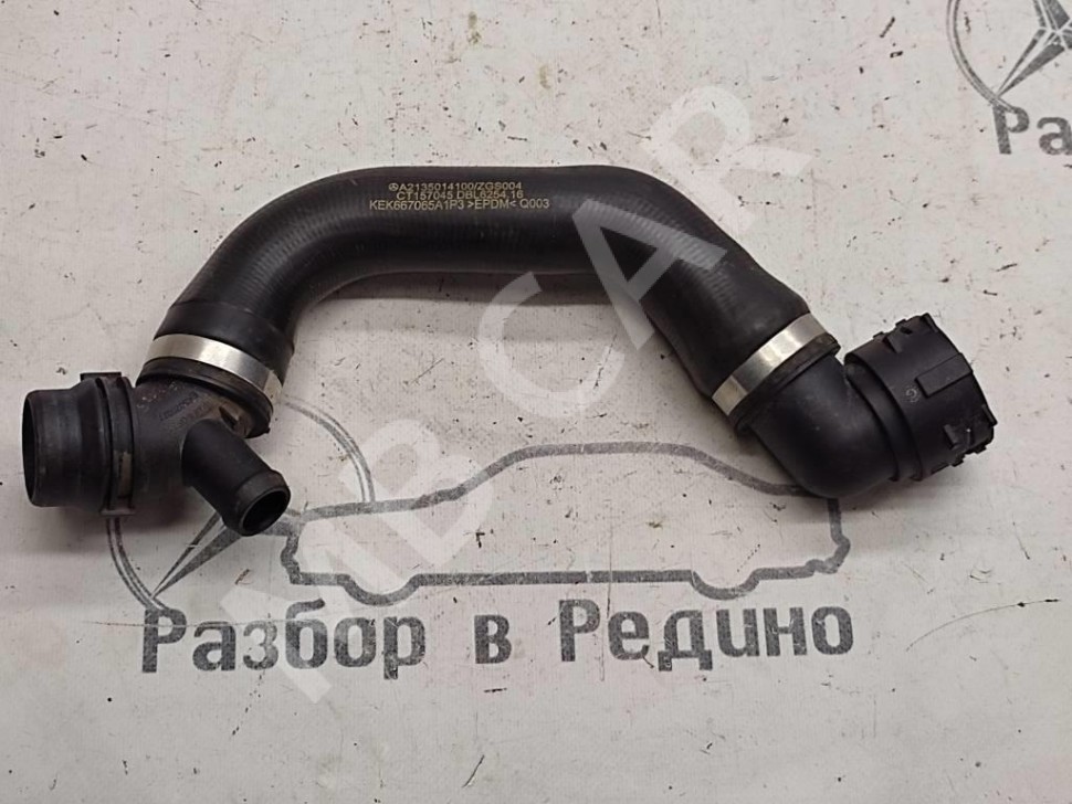 Патрубок радиатора MERCEDES-BENZ E-класс W213/S213/C238/A238 (2016 - 2021) фото 1 — Разборка Мерседес