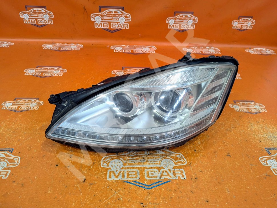 Фара левая MERCEDES-BENZ S-класс W221 рестайлинг (2009 - 2013) фото 1 — Разборка Мерседес