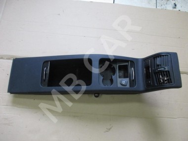 Подлокотник MERCEDES-BENZ CLS-класс C218/X218 (2010 - 2014) — Разборка Мерседес