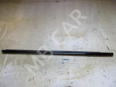 Молдинг стекла двери MERCEDES-BENZ E-класс W211/S211 (2002 - 2006) — Разборка Мерседес