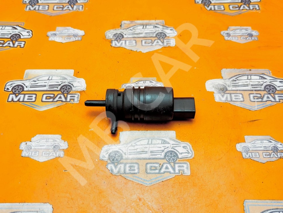 Насос омывателей MERCEDES-BENZ M-класс W163 (1997 - 2001) фото 1 &mdash; Разборка Мерседес