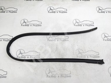 Уплотнитель стекла двери MERCEDES-BENZ CLK-класс C209/A209 (2002 - 2005) — Разборка Мерседес