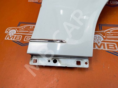 Крыло переднее правое MERCEDES-BENZ C-класс W204/S204 (2006 - 2011) — Разборка Мерседес