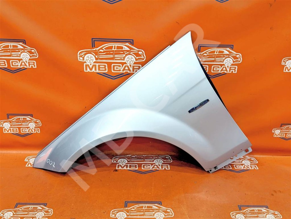 Крыло переднее левое MERCEDES-BENZ C-класс W204/S204 (2006 - 2011) фото 1 — Разборка Мерседес