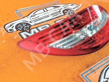 Фонарь задний левый MERCEDES-BENZ R-класс W251 рестайлинг 2 (2010 - 2017) &mdash; Разборка Мерседес