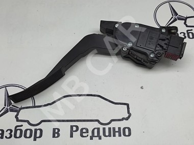 Педаль газа электронная MERCEDES-BENZ X-класс I (2017 - 2020) — Разборка Мерседес